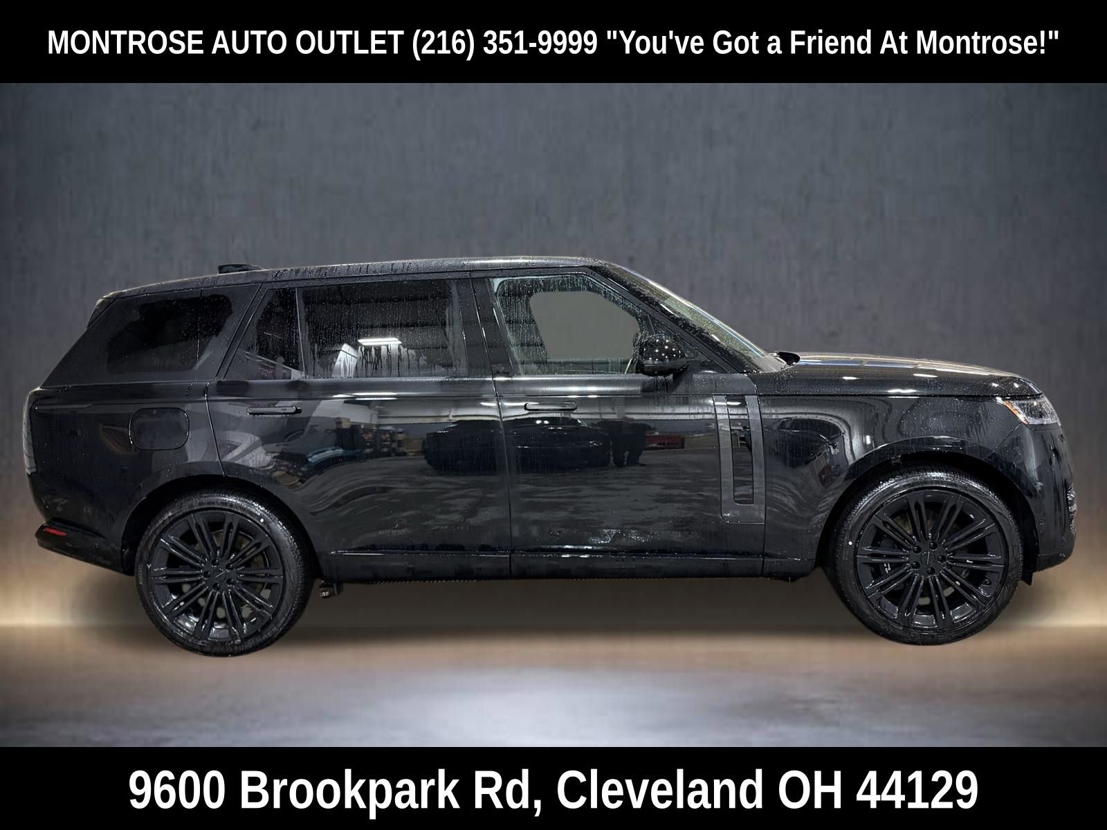 New 2026 Land Rover Range Rover Long Wheelbase SE image 2