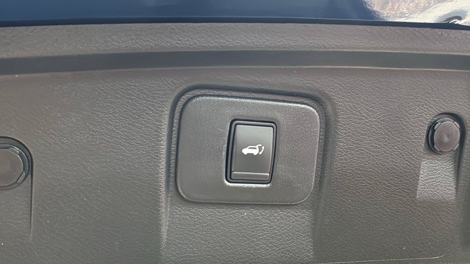 Used 2021 Nissan Murano Platinum w/ Cargo Package FWD image 28