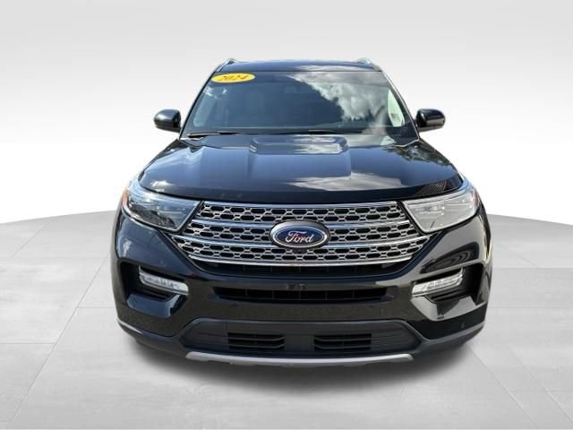 Used 2024 Ford Explorer Limited AWD/4WD image 7