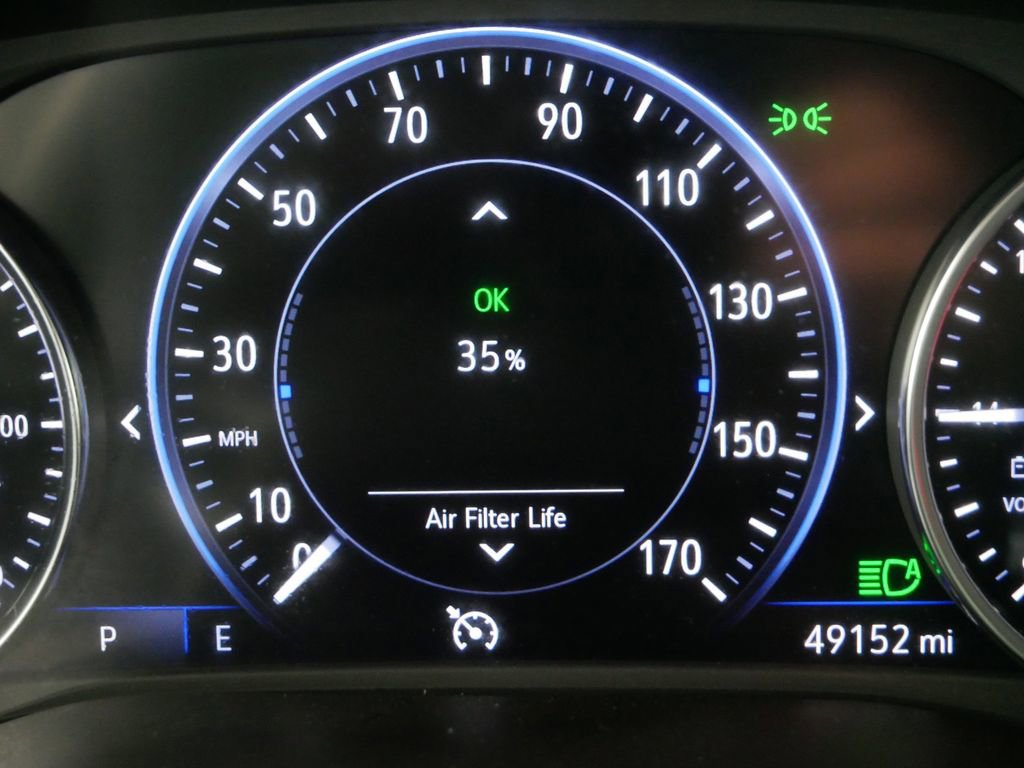 Used 2024 Buick Enclave Avenir w/ Avenir Technology Package image 33