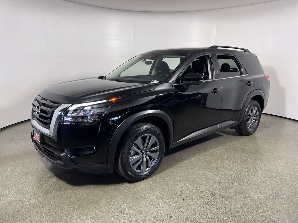 Used 2025 Nissan Pathfinder SV FWD image 7