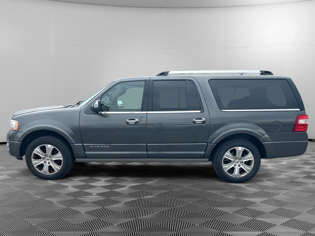 Used 2017 Ford Expedition Max Platinum AWD/4WD image 4