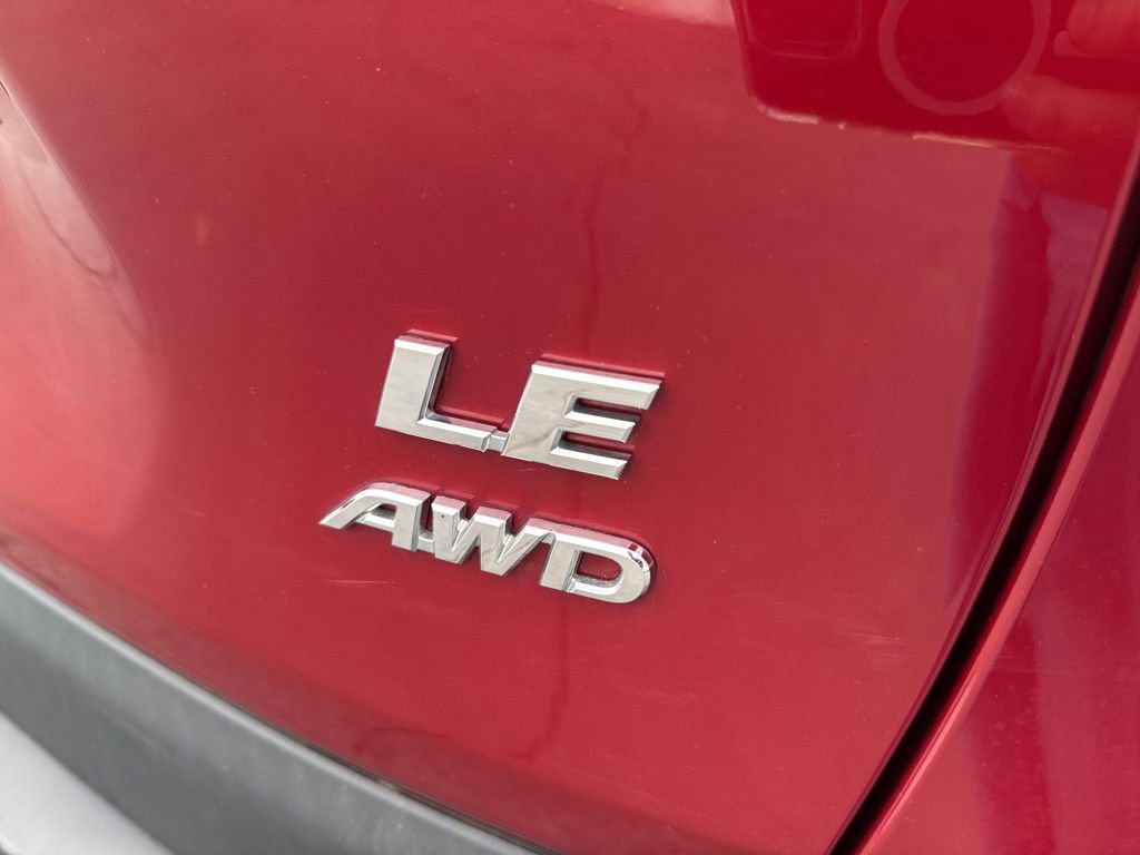 Used 2020 Toyota RAV4 LE w/ All Weather Liner Package AWD/4WD image 10