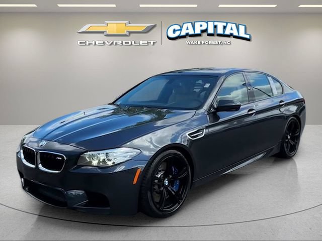 Used 2016 BMW M5 RWD image 1