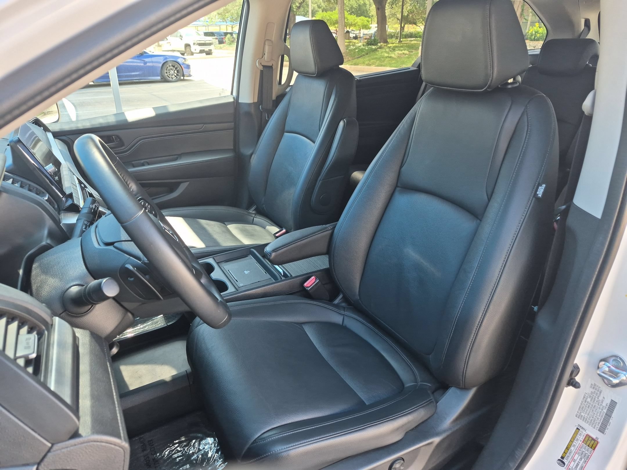 Certified 2025 Honda Odyssey EX-L image 13