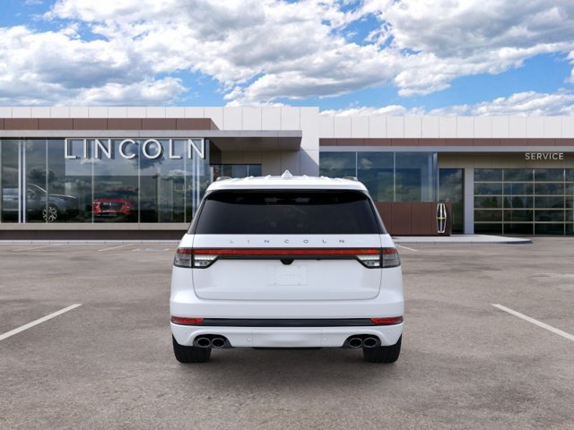 New 2026 Lincoln Aviator AWD w/ Jet Appearance Package image 5