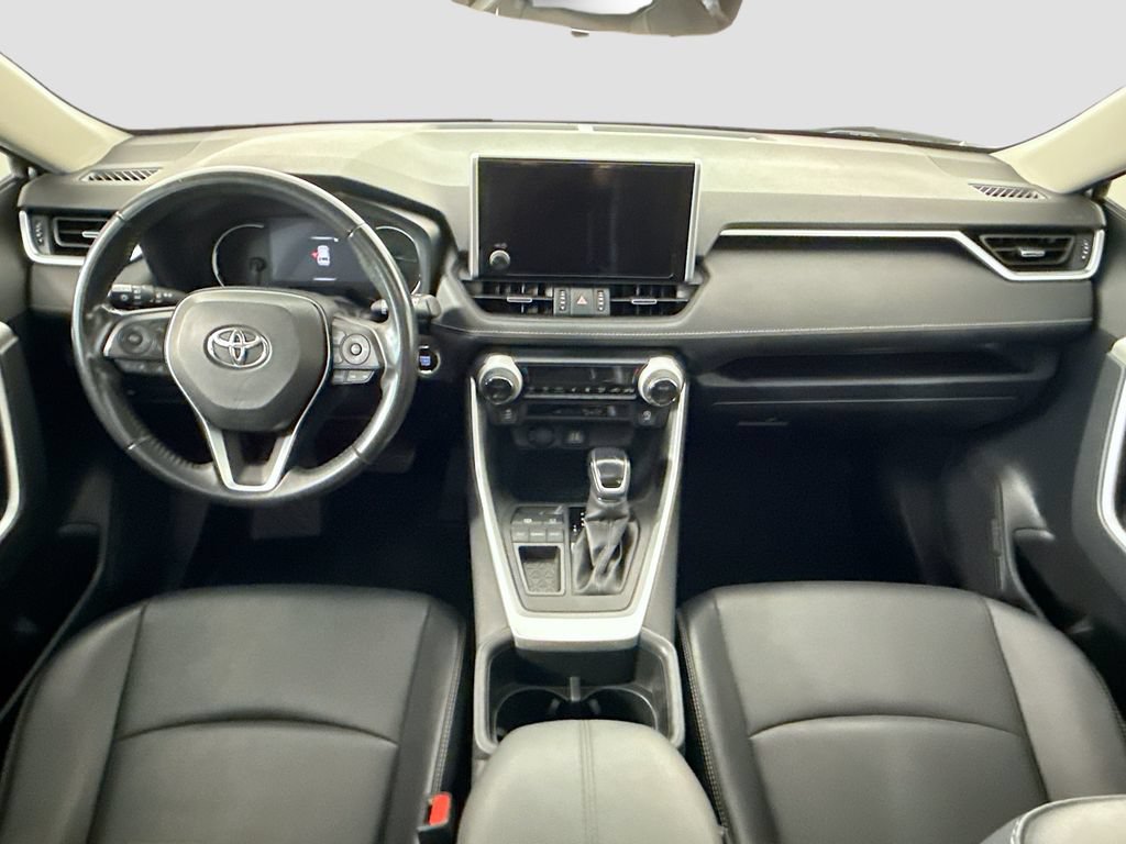 Used 2023 Toyota RAV4 XLE Premium FWD image 13