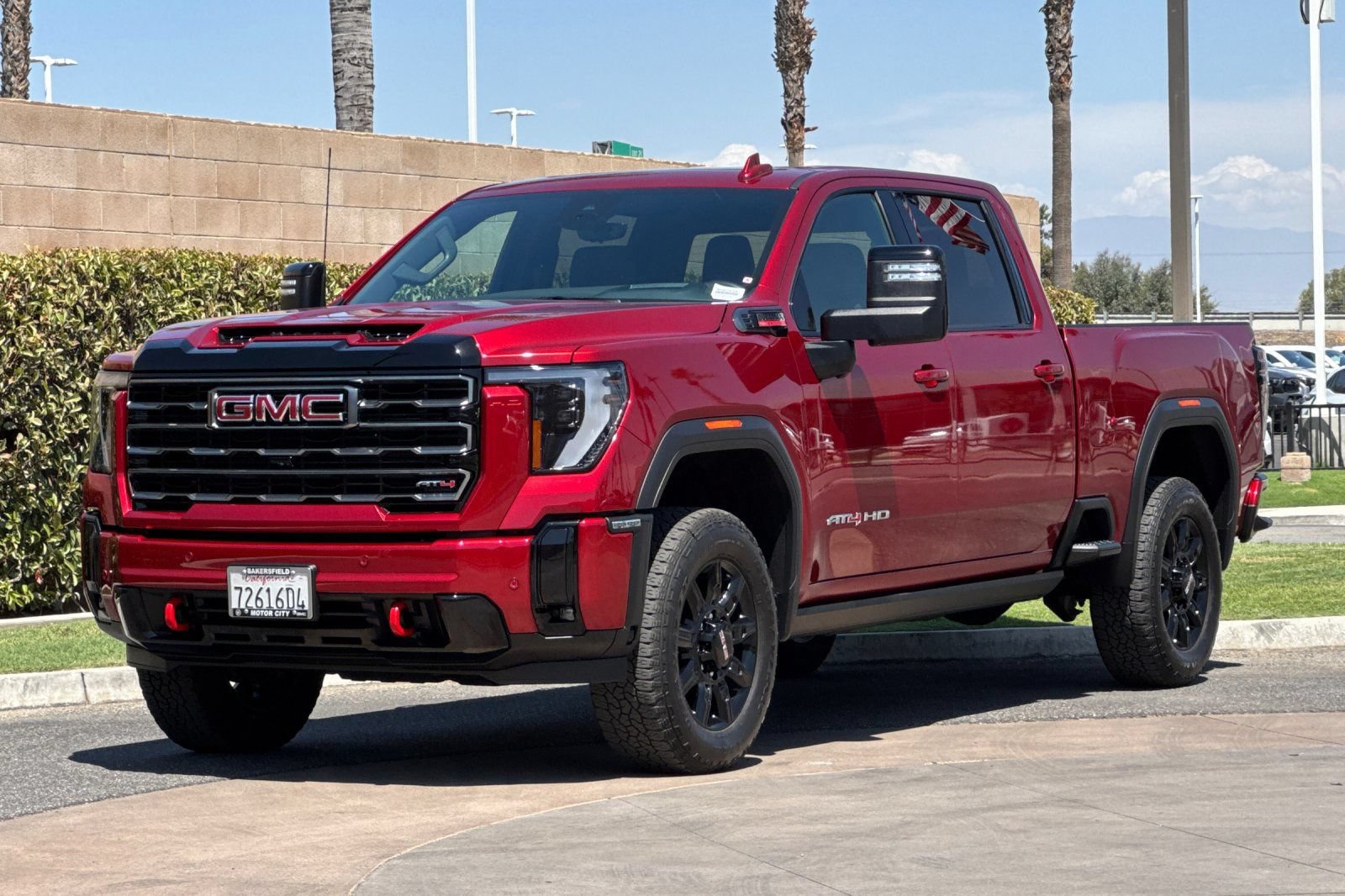 Certified 2025 GMC Sierra 2500 AT4 w/ AT4 Premium Plus Package AWD/4WD image 8