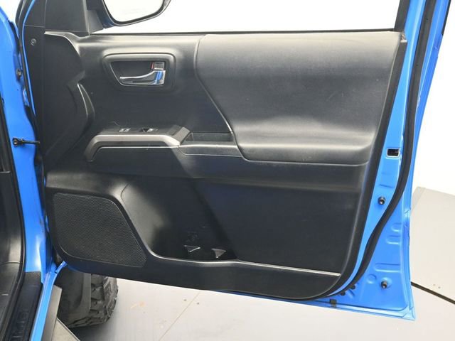 Used 2021 Toyota Tacoma TRD Sport image 29