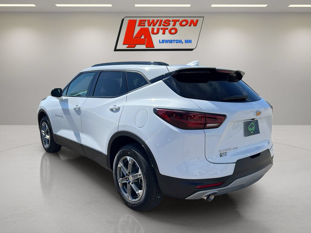 Certified 2025 Chevrolet Blazer LT w/ Convenience Package AWD/4WD image 11