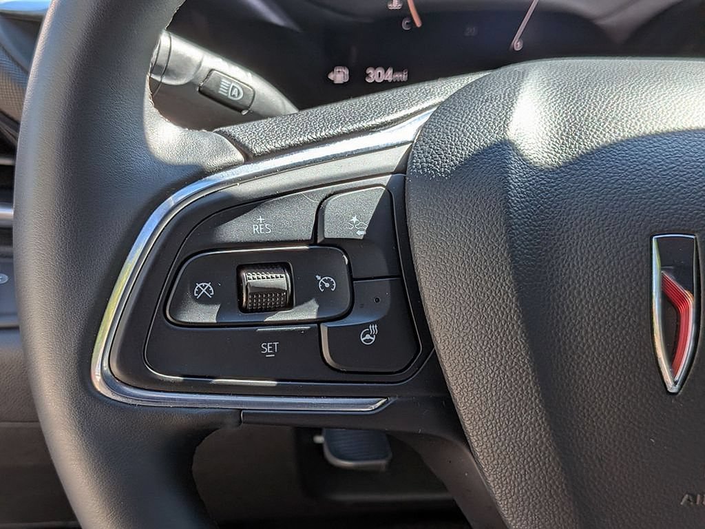 Used 2024 Buick Envista Sport Touring w/ Convenience I Package FWD image 18