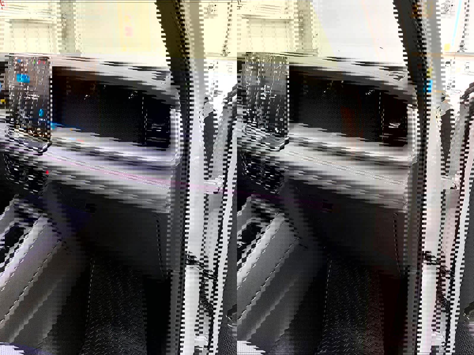 New 2026 Volkswagen Tiguan SE R-Line image 28