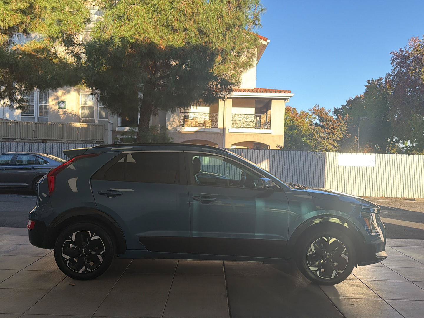 Used 2024 Kia Niro Wind FWD image 6