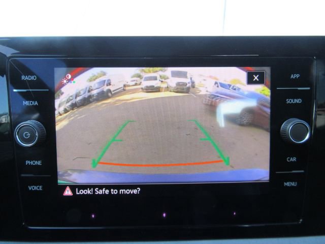 Used 2025 Volkswagen Jetta SE FWD image 10