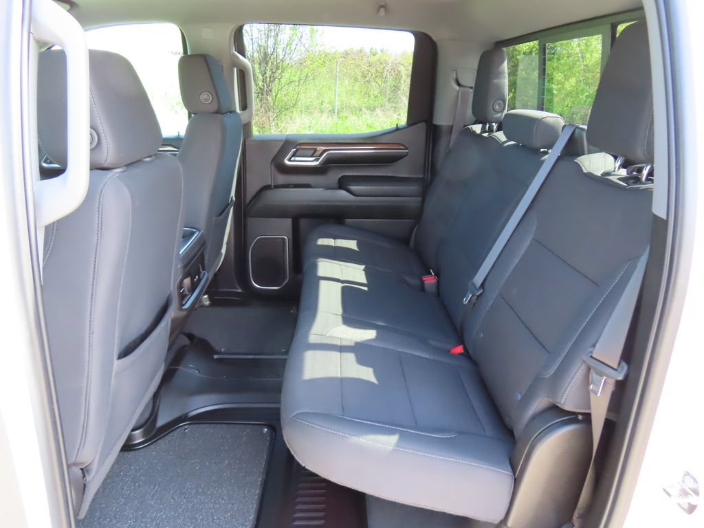 Used 2024 Chevrolet Silverado 1500 RST w/ Convenience Package II AWD/4WD image 32