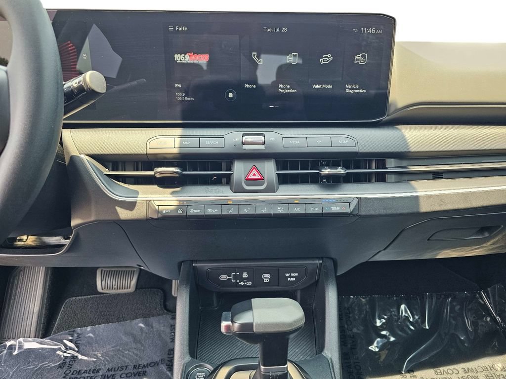 Certified 2025 Kia K4 FWD image 24
