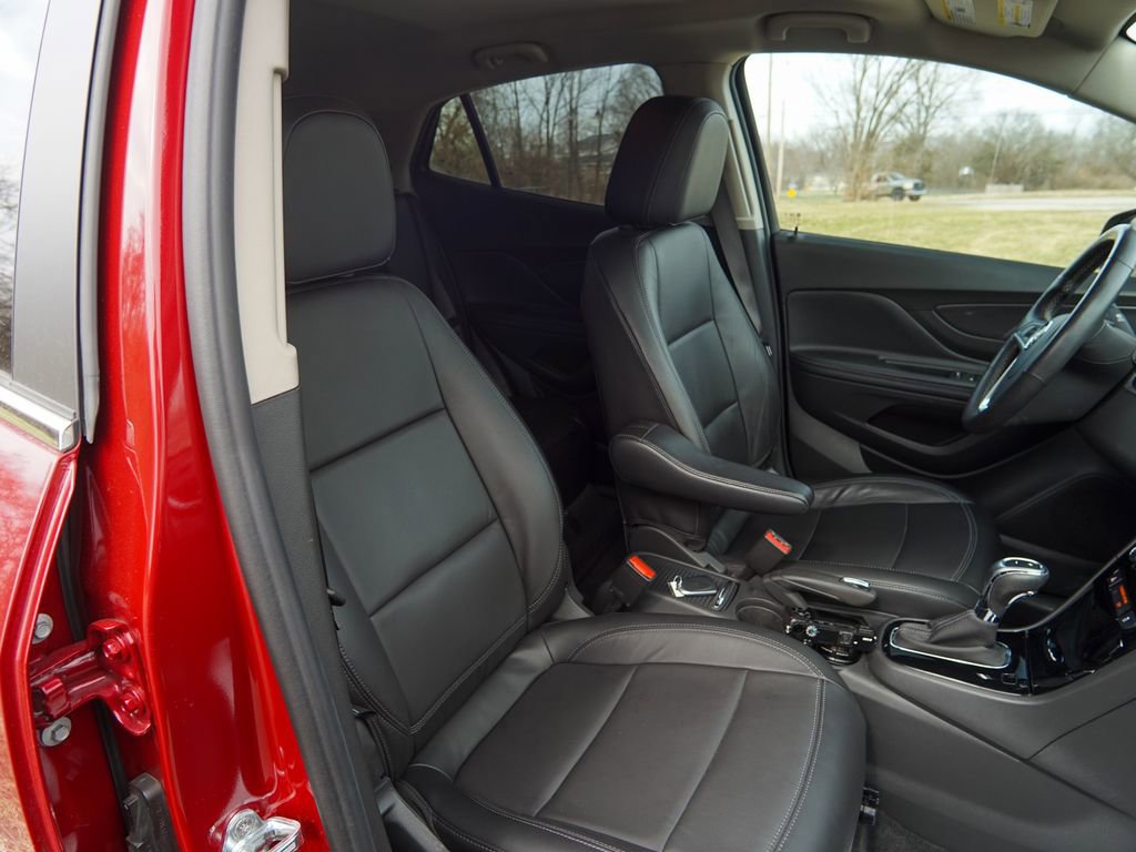 Used 2019 Buick Encore Essence image 26