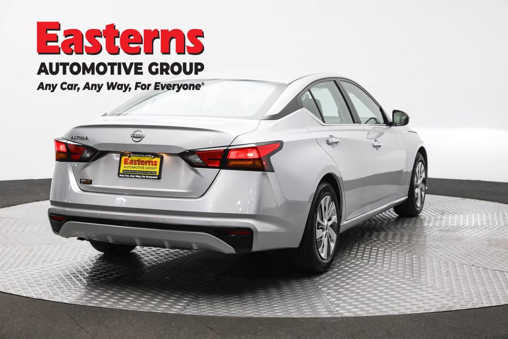 Used 2023 Nissan Altima 2.5 S image 5