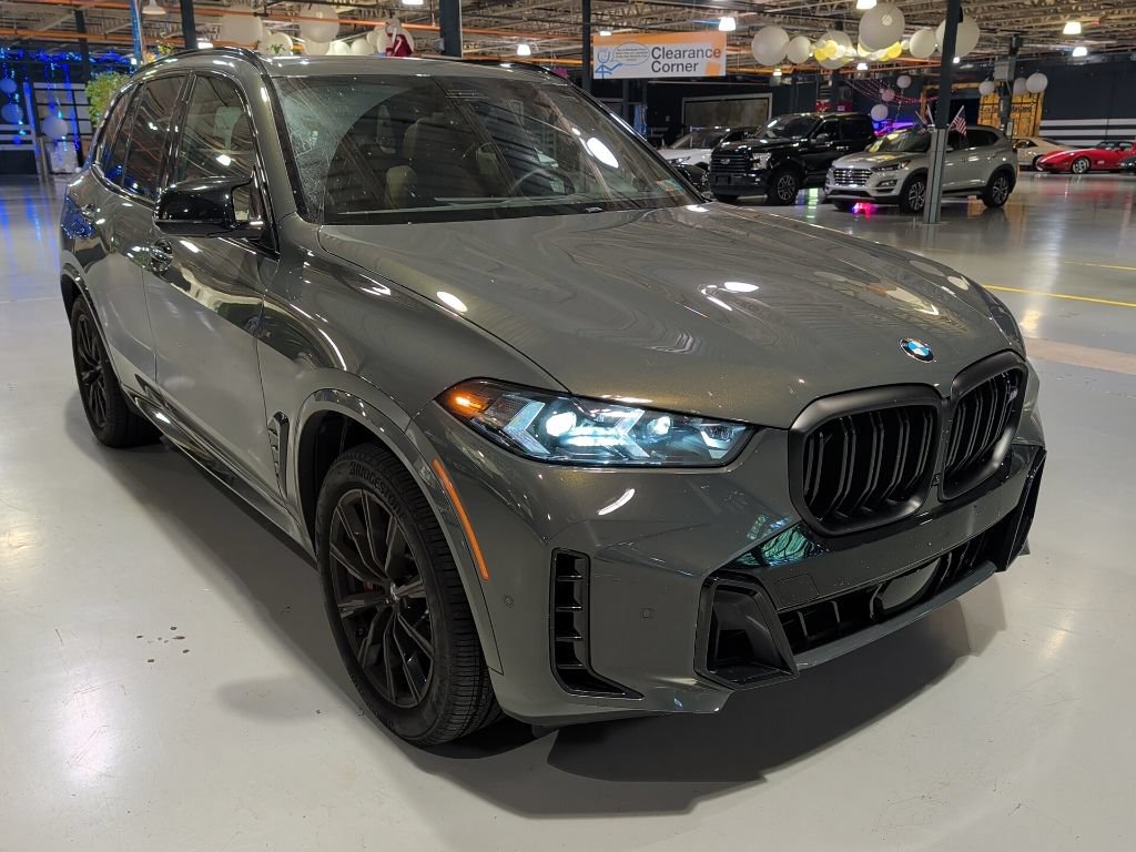 Certified 2026 BMW X5 M60i AWD/4WD image 5