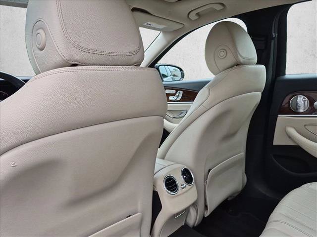Used 2020 Mercedes-Benz E 450 4MATIC Wagon image 29
