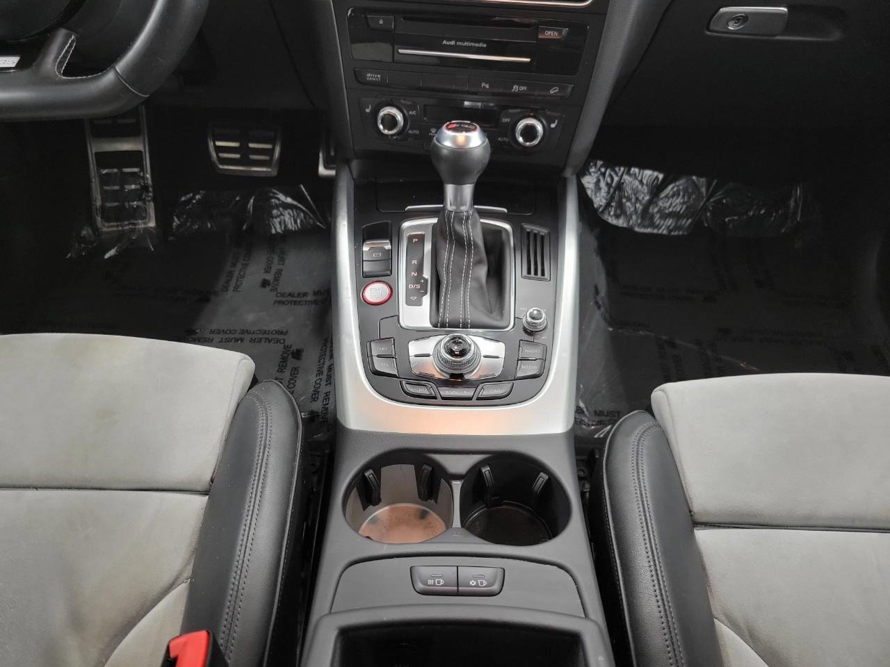 Used 2015 Audi SQ5 Prestige w/ Prestige Package AWD/4WD image 17