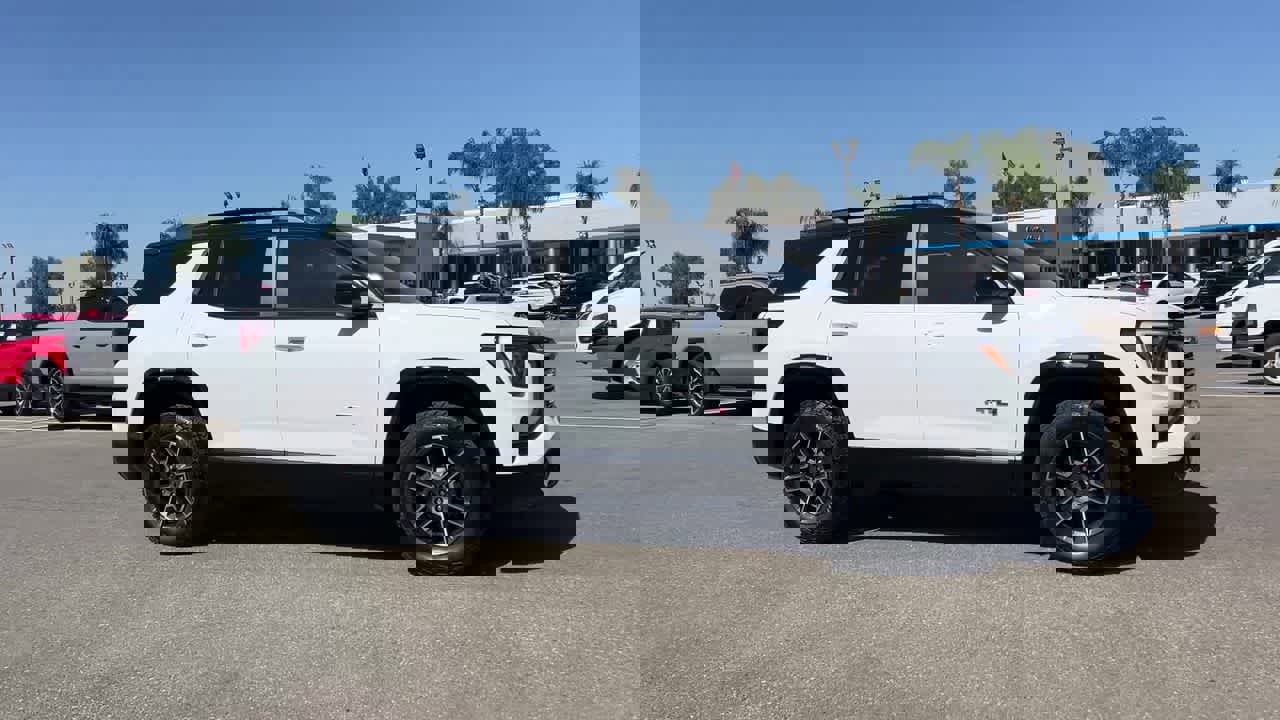 New 2026 GMC Terrain AT4 w/ Convenience Package III image 5