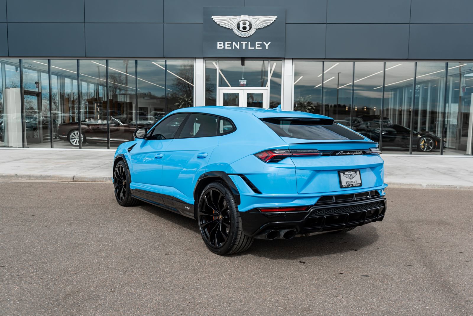 Used 2023 Lamborghini Urus S image 8