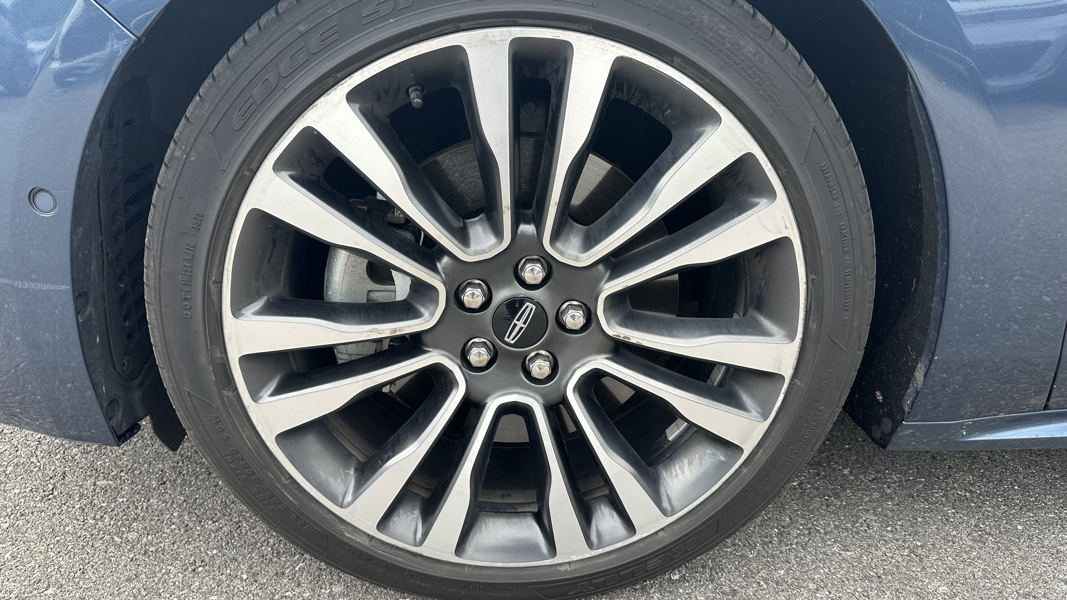Used 2018 Lincoln Continental Reserve AWD/4WD image 12