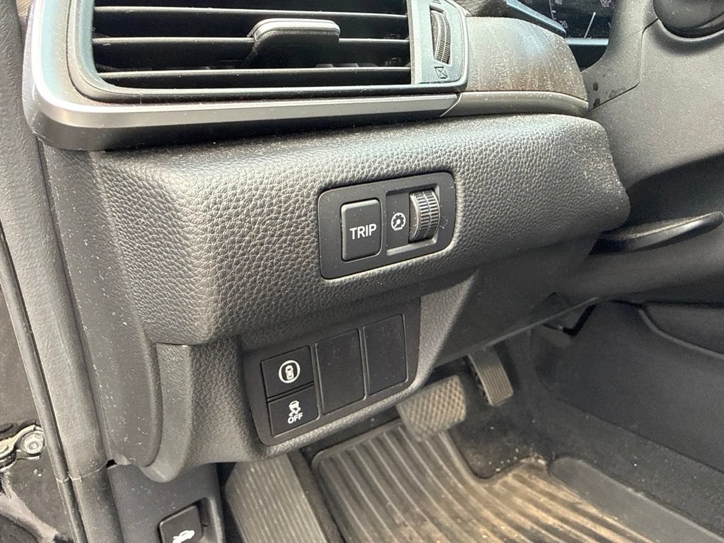 Used 2019 Honda Accord EX image 18