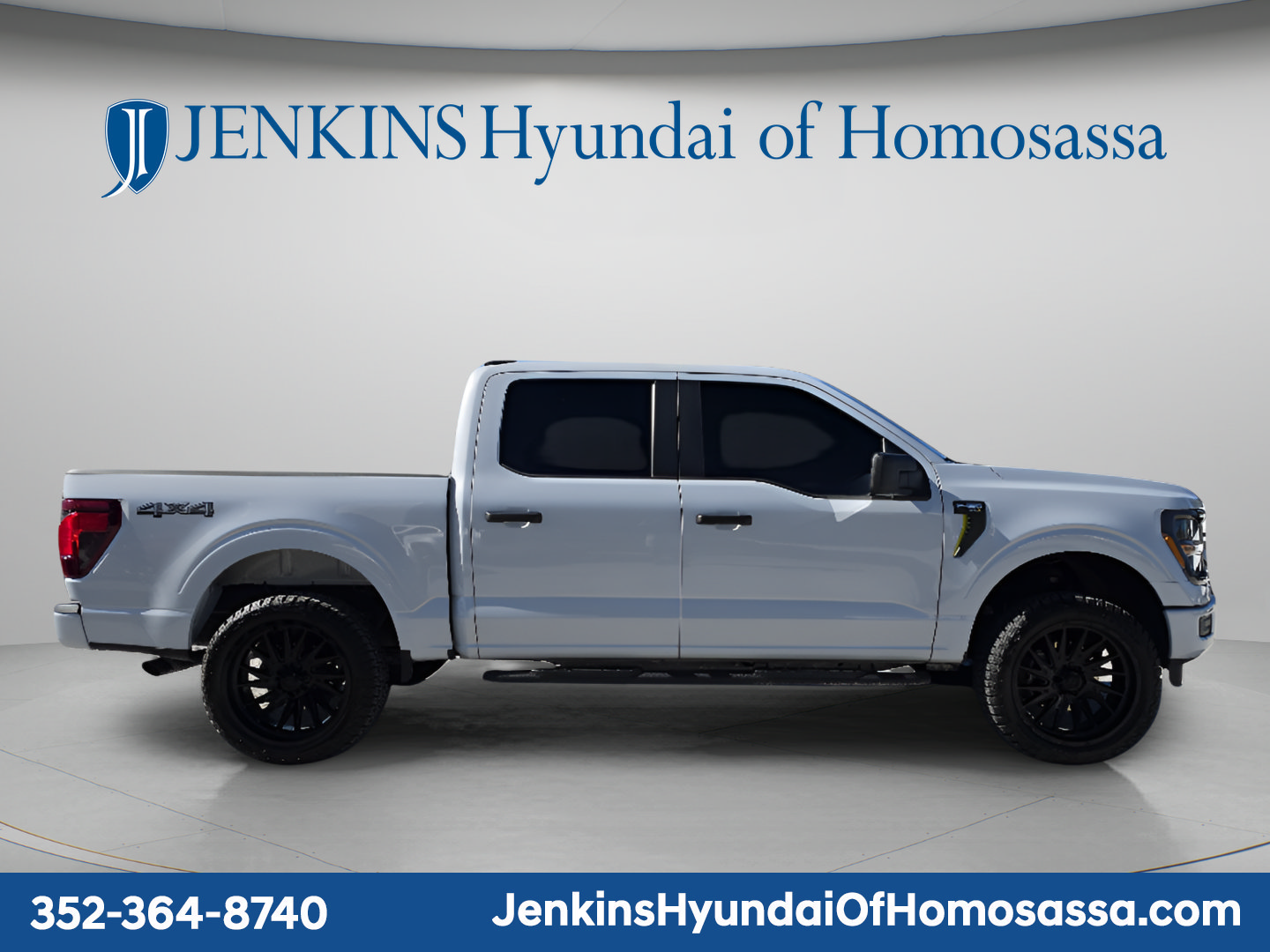 Used 2025 Ford F150 STX AWD/4WD image 3