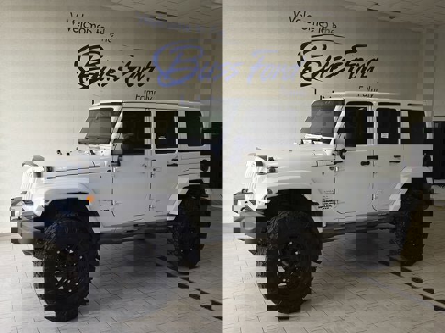 Used 2012 Jeep Wrangler Unlimited Sahara w/ Max Tow Pkg