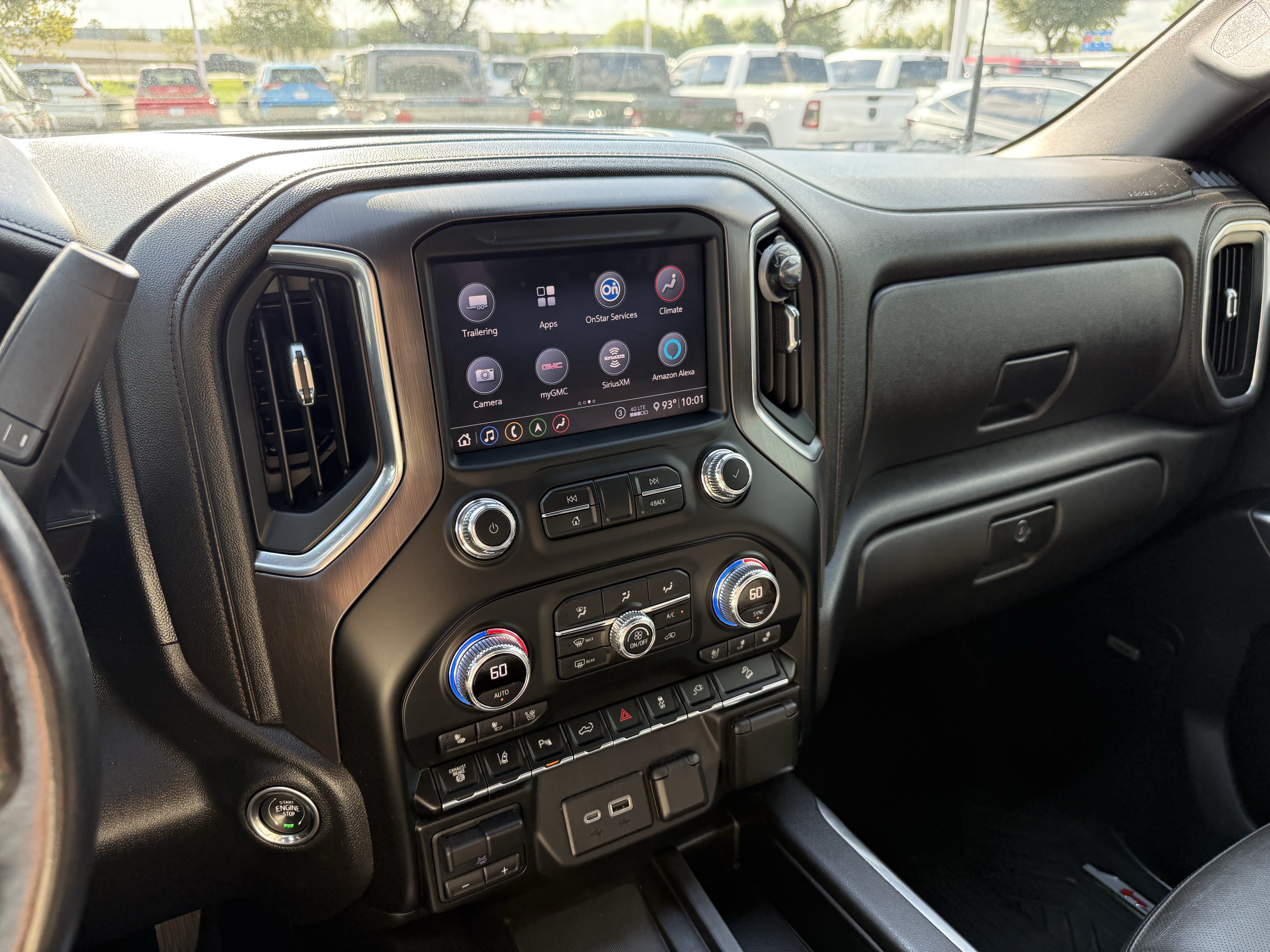 Used 2020 GMC Sierra 2500 AT4 w/ Technology Package AWD/4WD image 26