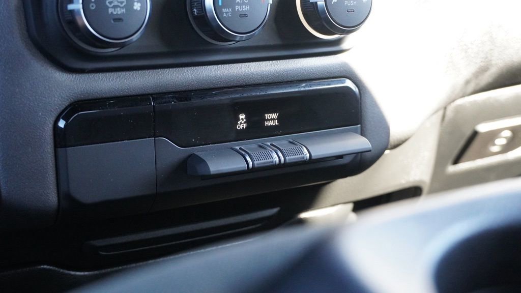 Used 2021 RAM 1500 Big Horn image 36