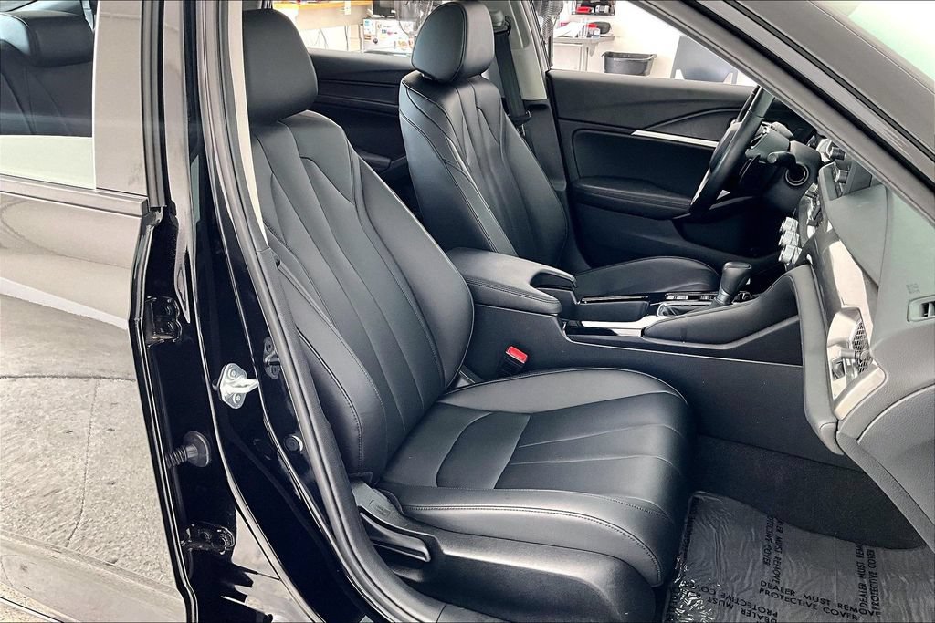 Certified 2025 Acura Integra FWD image 9