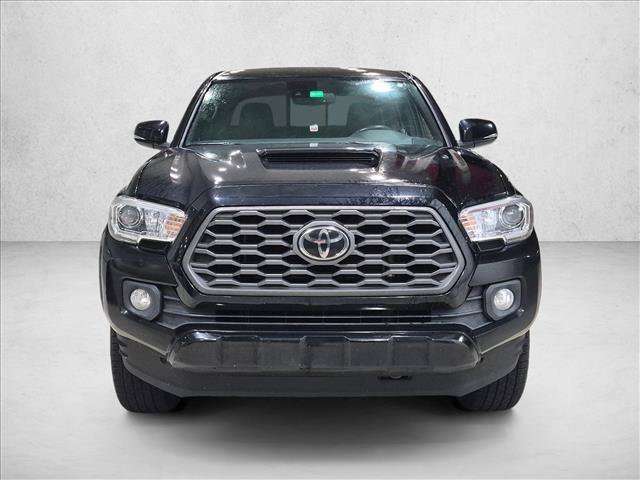 Used 2022 Toyota Tacoma TRD Sport w/ Technology Package RWD image 2