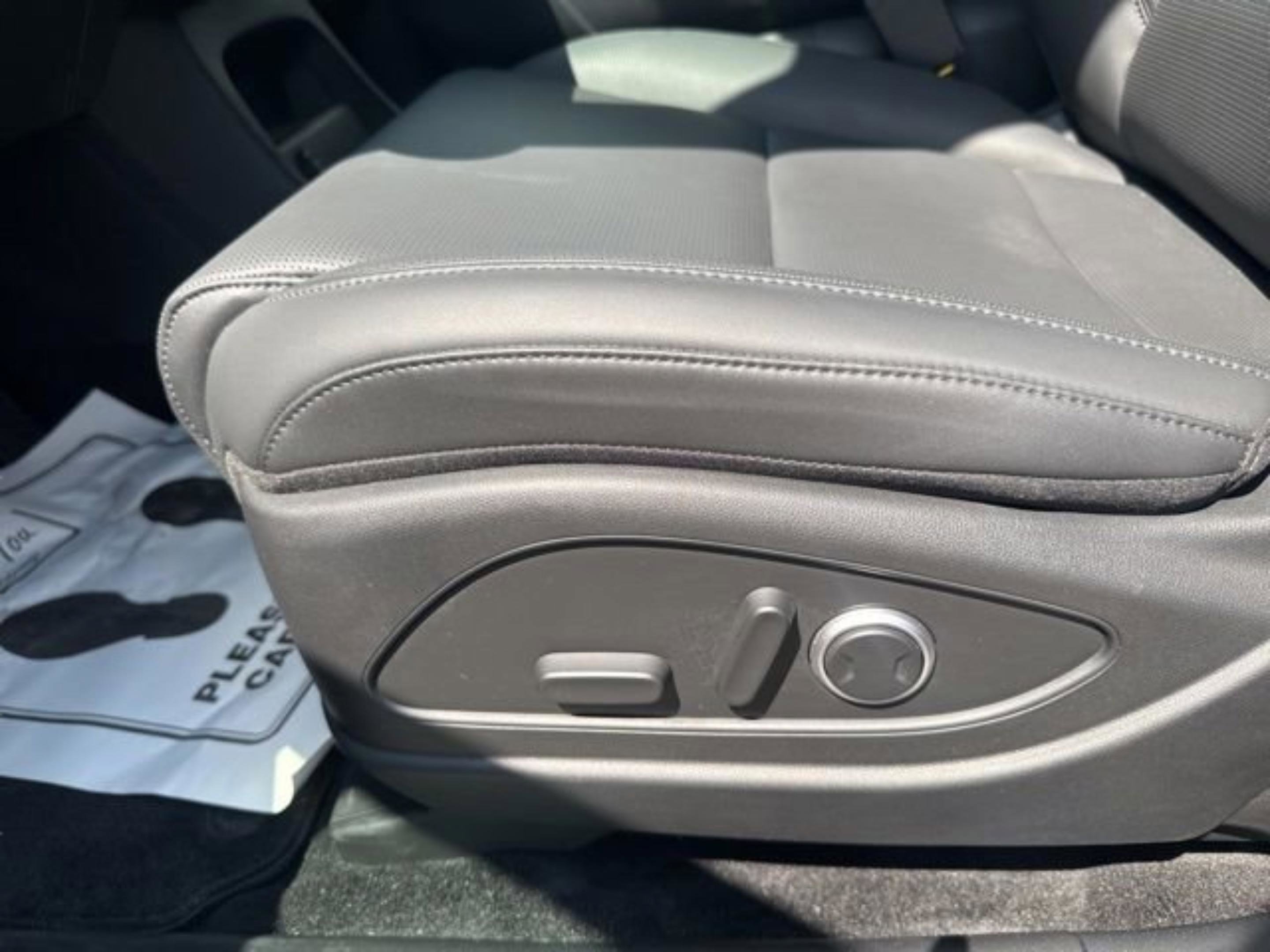 Certified 2026 Hyundai Palisade SEL FWD image 15