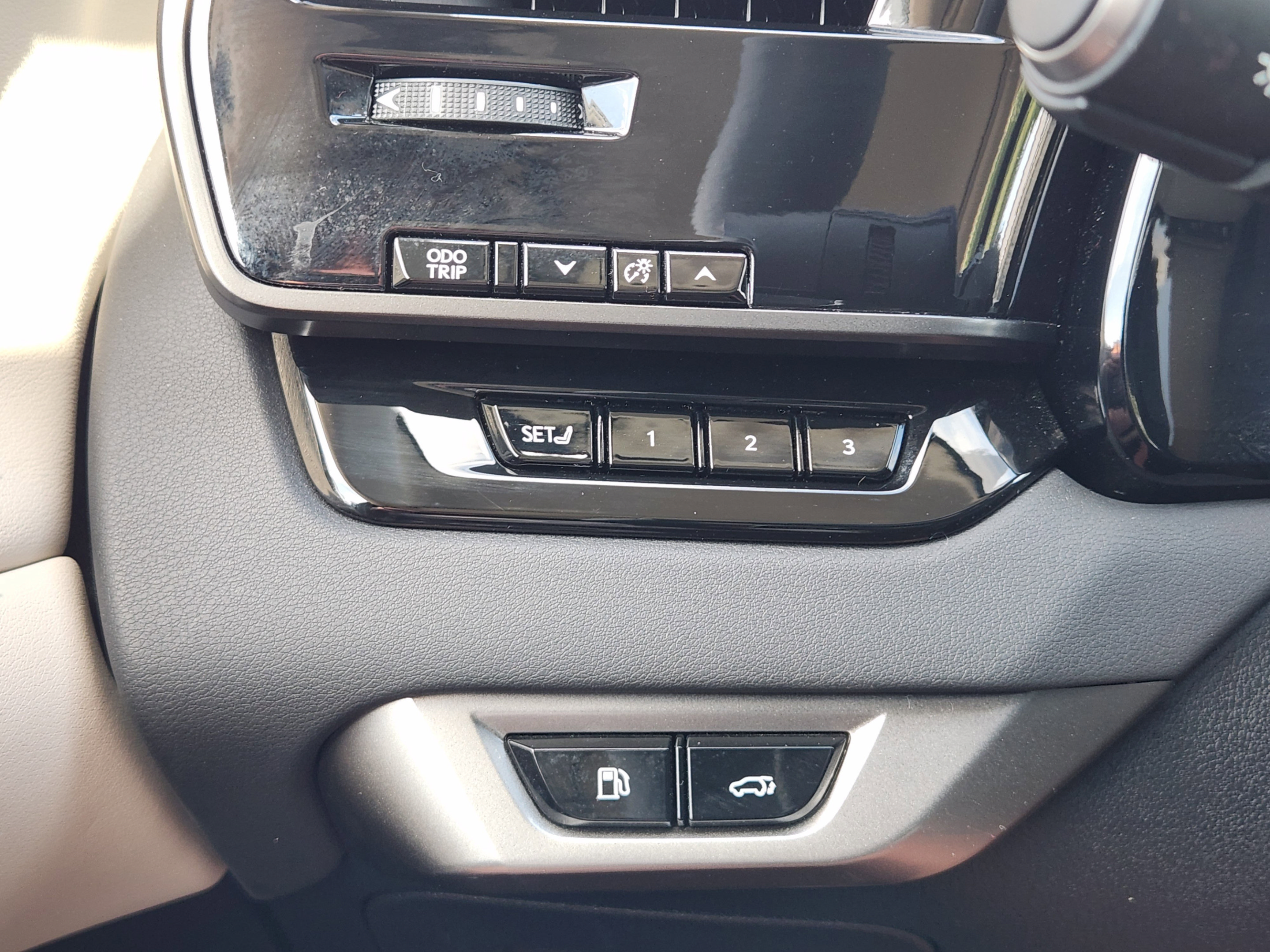 Certified 2023 Lexus RX 350 Premium Plus w/ Accessory Package (K3) FWD image 16
