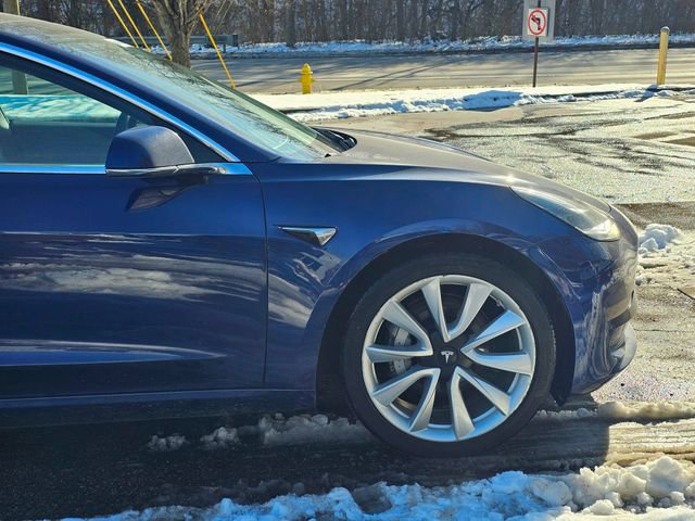Used 2018 Tesla Model 3 Long Range image 4