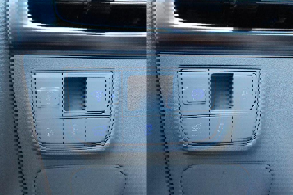 New 2026 Hyundai Tucson Limited image 16