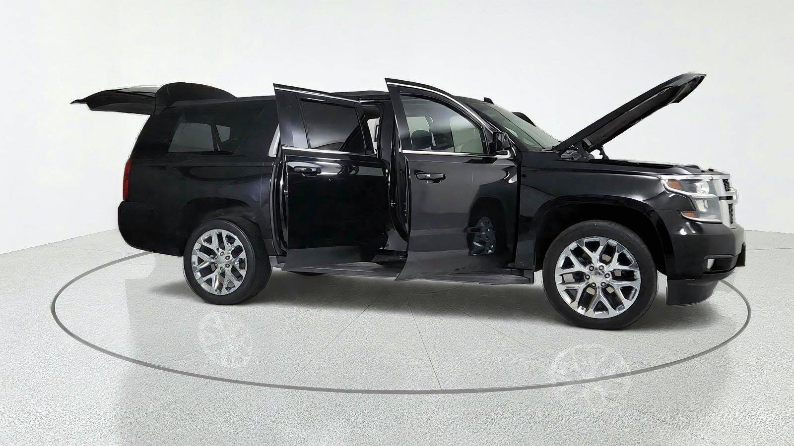 Used 2016 Chevrolet Suburban LT AWD/4WD image 15