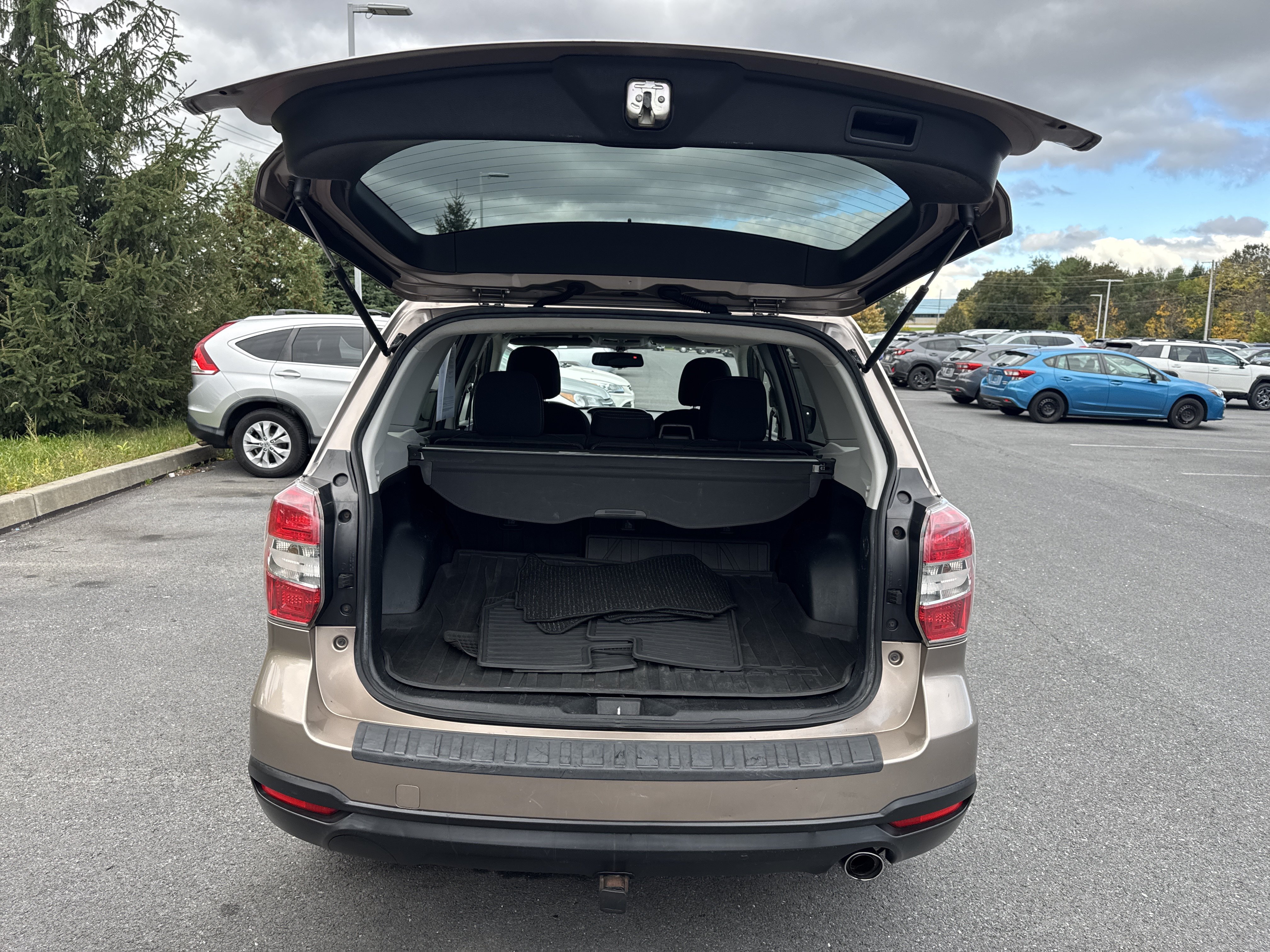 Used 2015 Subaru Forester 2.5i Premium w/ Protection Package #1 AWD/4WD image 27