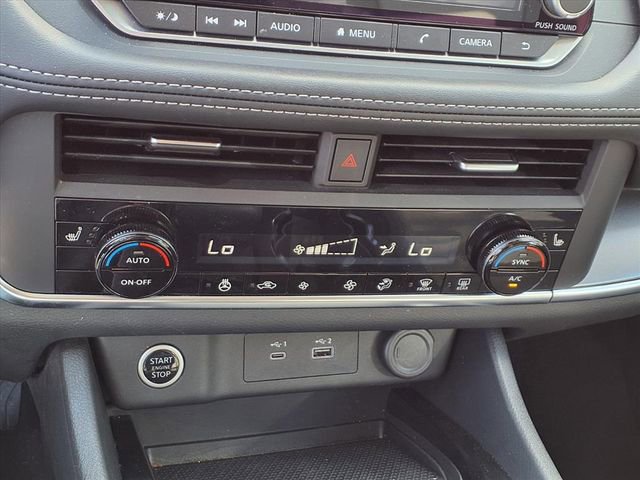 Used 2023 Nissan Rogue SV w/ SV Premium B Package FWD image 7