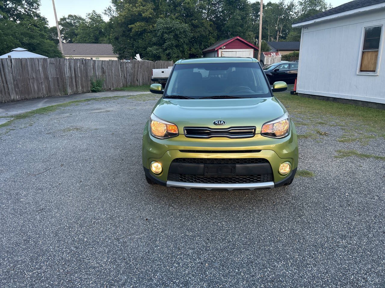 Used 2017 Kia Soul + FWD image 9