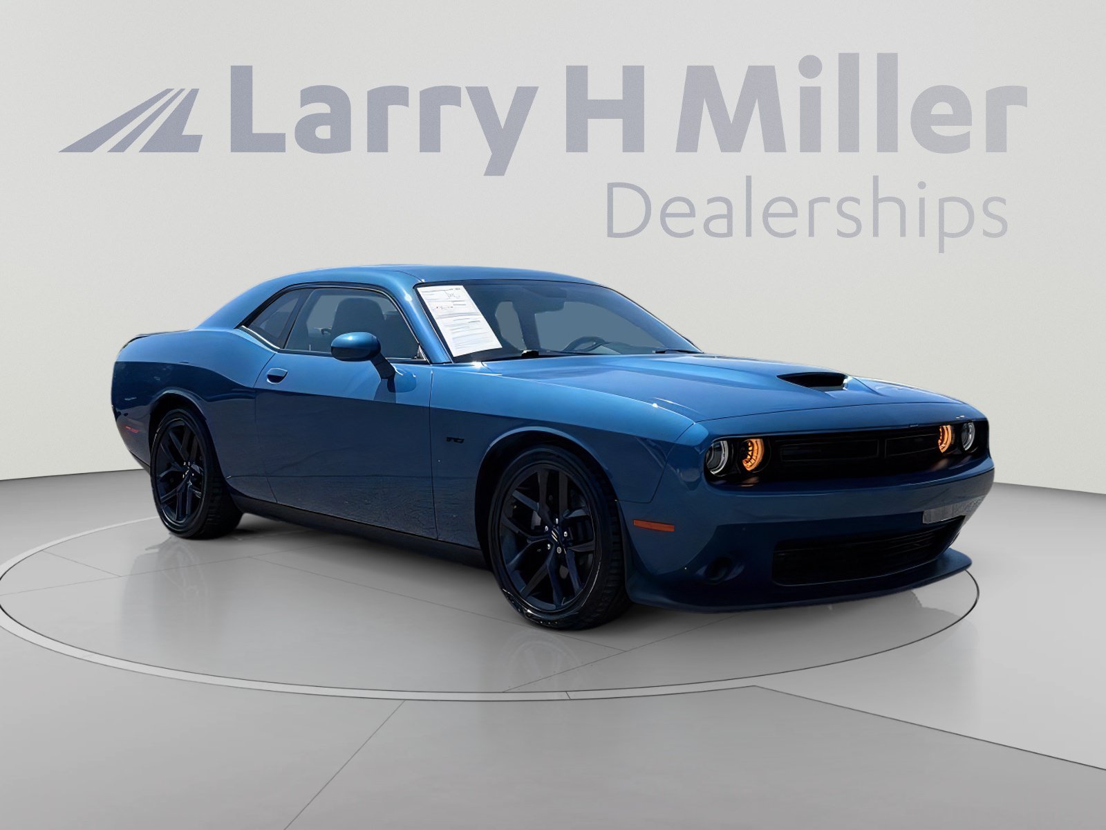 Certified 2023 Dodge Challenger R/T w/ Blacktop Package RWD image 8