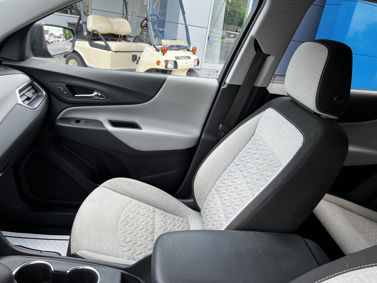 Used 2022 Chevrolet Equinox LS w/ LS Convenience Package image 22