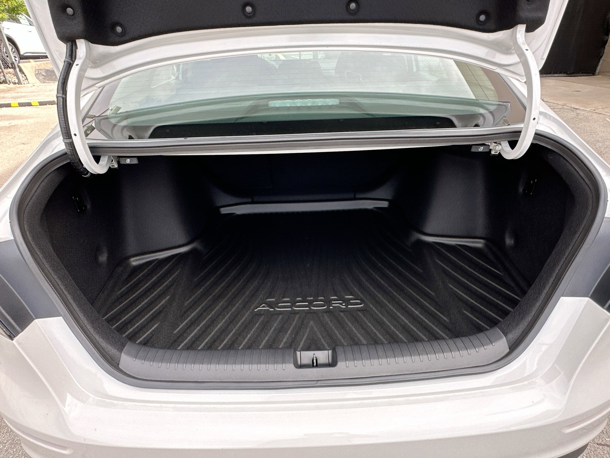 New 2025 Honda Accord SE image 20