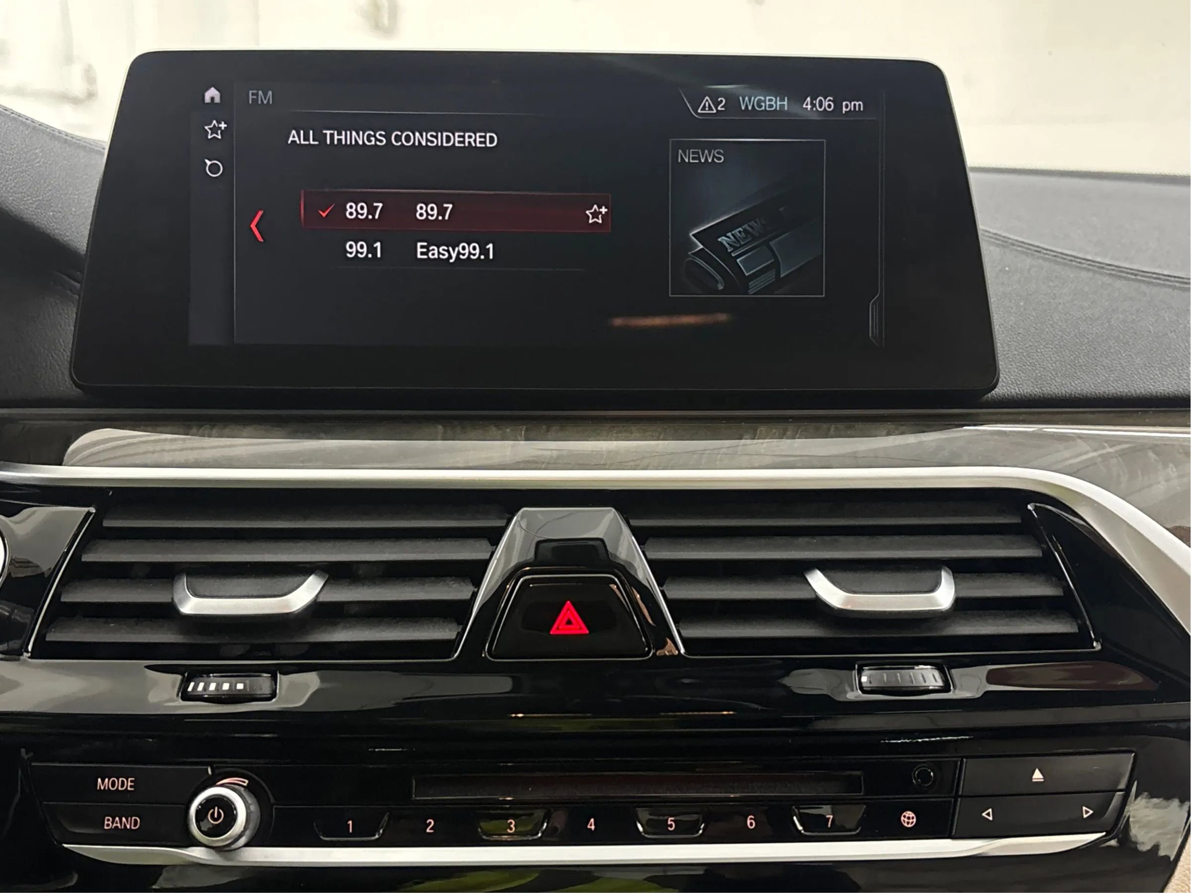 Used 2017 BMW 540i xDrive image 19