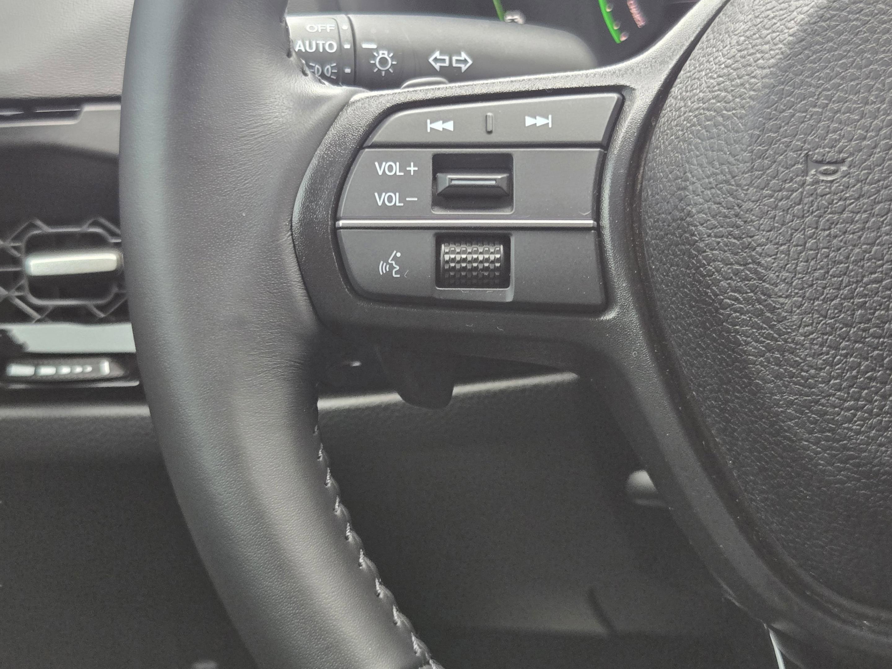 Certified 2023 Honda Accord Sport image 24