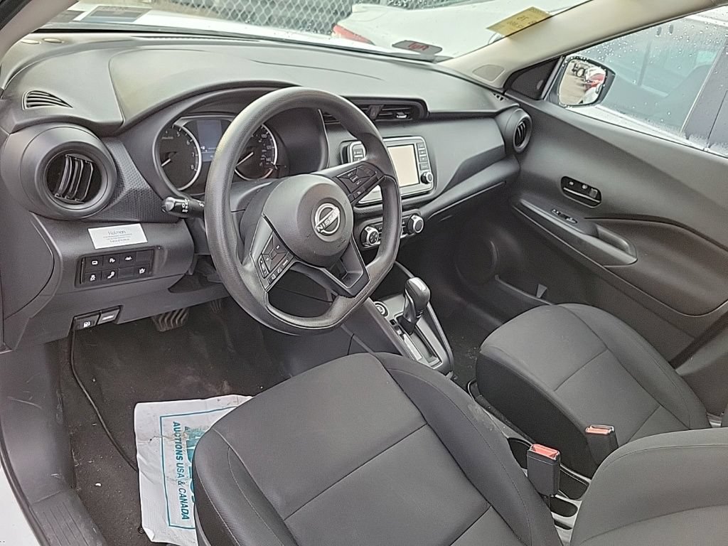 Used 2023 Nissan Kicks S FWD image 7