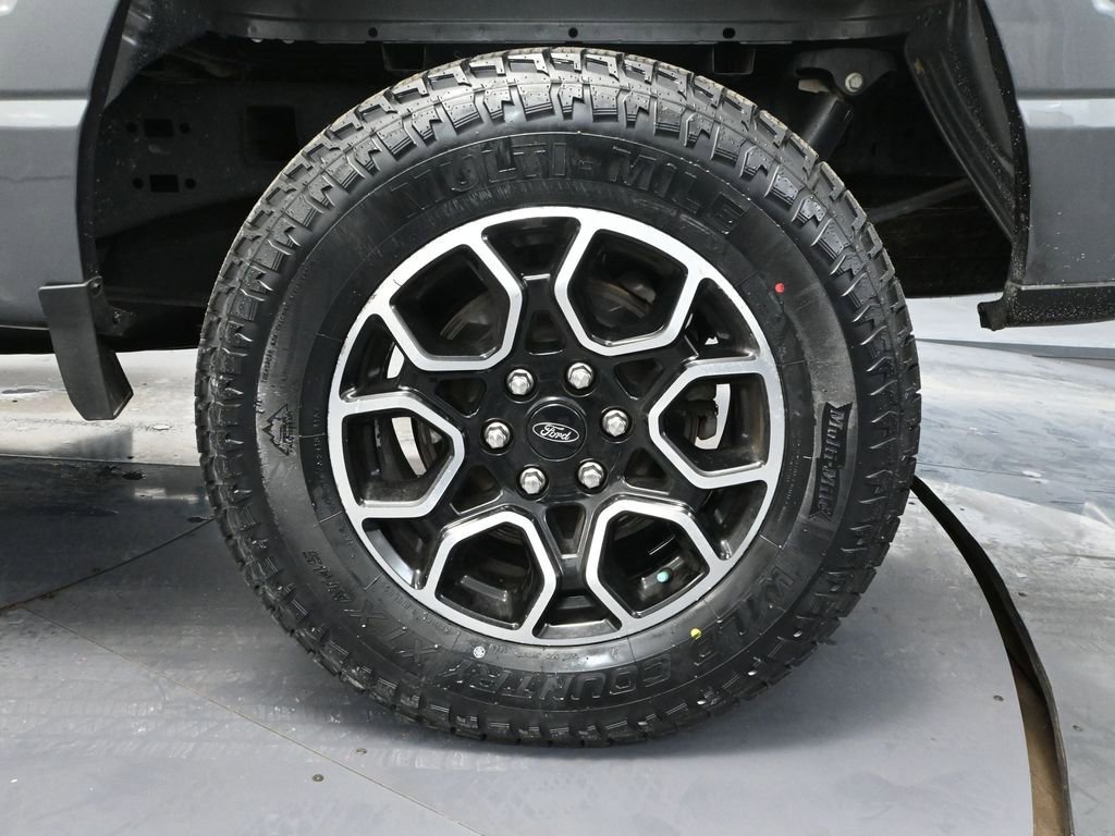 Used 2023 Ford F150 XLT w/ Equipment Group 302A High image 16